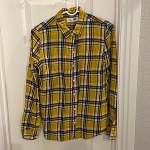Old Navy classic flannel. M.